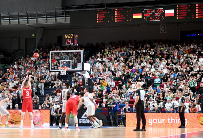 Basketball: FIBA-konforme Anzeigesysteme für die ÖVB-Arena Bremen
